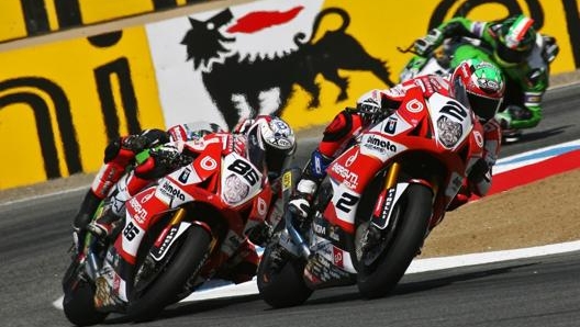 Christian Iddon e Ayrton Badovini in sella alle Bimota BB3 del team Alstare. Correva l’anno 2014