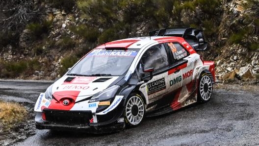 Elfyn Evans e Scott Martin su Toyota Yaris Wrc. Afp