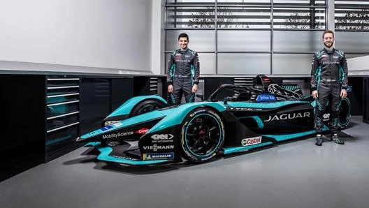 I piloti del Team Jaguar Racing Sam Bird (a destra) e Mitch Evans