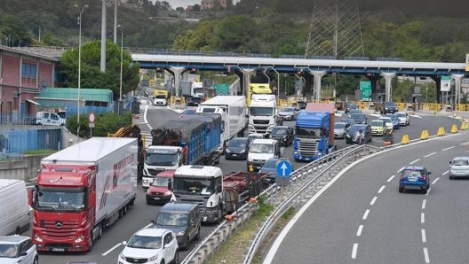 Code sulla A10 a Genova. Ansa