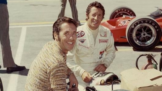 I fratelli Andretti in pista nel 1971