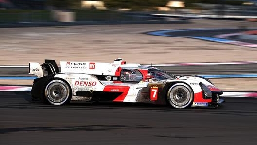 L’hypercar Toyota GR010 Hybrid durante i test di aprile in Francia al Paul Ricard