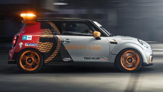 Mini Electric Pacesetter debutta a Roma il 10 aprile come Safety Car della Formula E