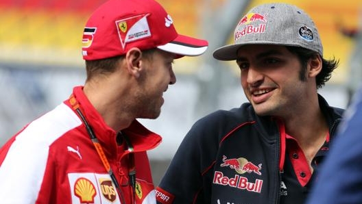 Sainz con Vettel nel 2015. Lapresse