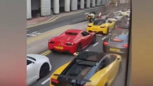 Le supercar bloccate a Hong Kong