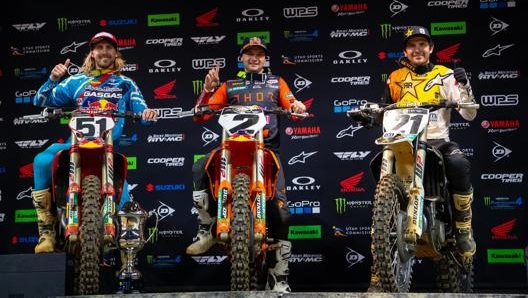 Il podio della 450, con Cooper Webb al centro, Justin Barcia a sinistra e Jason Anderson a destra