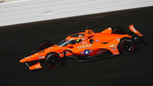 La Dallara-Chevy in abito arancione, tributo al Bell X-1 di Chuck Yeager