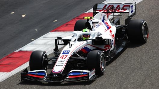 Mick Schumacher sulla Haas durante i test in Bahrain. Getty