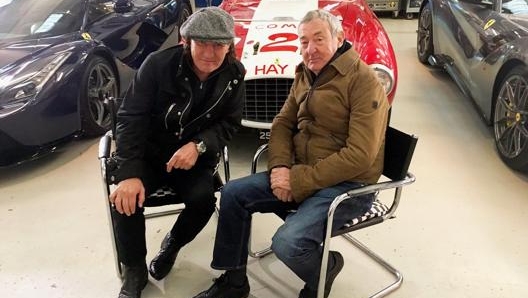 Rockstar, ma non solo: Brian Johnson e Nick Mason sono anche due grandi appassionati di auto sportive