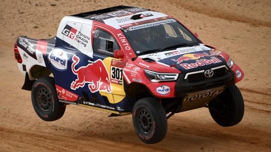 Nasser Al-Attiyah in azione alla Dakar. Afp