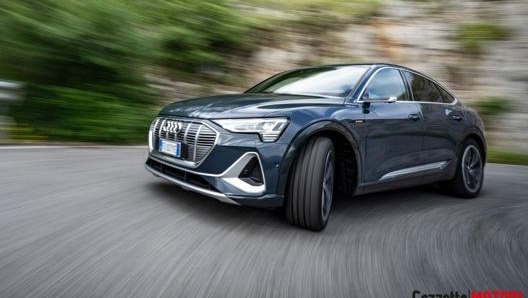 La velocit massima di Audi e-tron Sporback  pari a 200 km/h