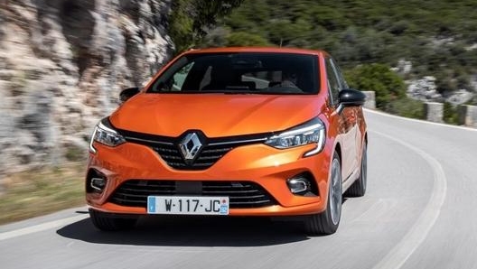 Il frontale della Renault Clio