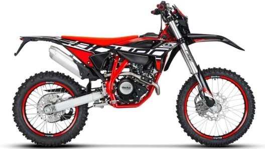 Nuova Beta RR 125 LC Enduro con livrea nera