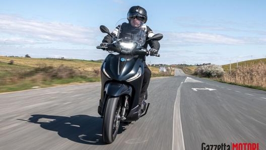 Nel corso della nostra prova abbiamo utilizzato un casco jet Osbe Tornado