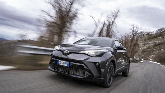 Alla guida della Toyota C-HR GR Sport