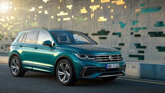 La Volkswagen Tiguan è il modello più venduto del segmento D con 16.910 unità