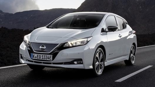 L’elettrico puro per Nissan ha  il nome di Leaf, prodotta dal 2010 e arrivata alla seconda generazione