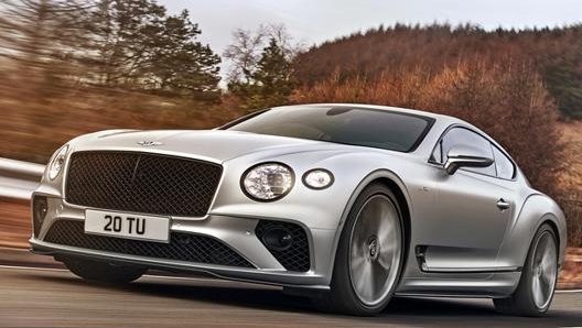 La continental GT Speed tocca i 335 km/h di velocità massima