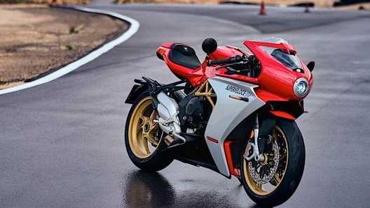 La nuova MV Agusta Superveloce sfrutta un’inedita piattaforma Imu a sei assi