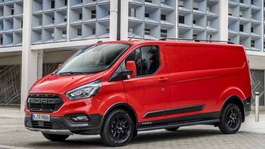 Il Ford Transit Custom diventa anche Trail, dedicato agli sterrati leggeri