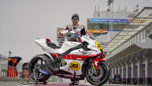 Cal Crutchlow con la M1 versione speciale