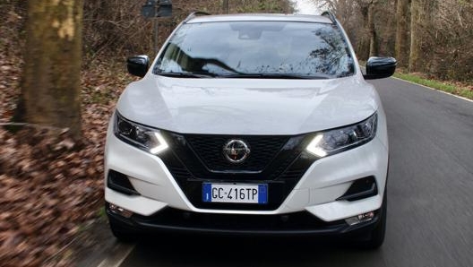 Nissan Qashqai monta i fari a Led “intelligenti” che seguono il raggio di sterzata e regolano in automatico gli abbaglianti