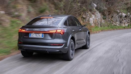 Il sistema Audi drive select consente di scegliere tra sette profili di guida