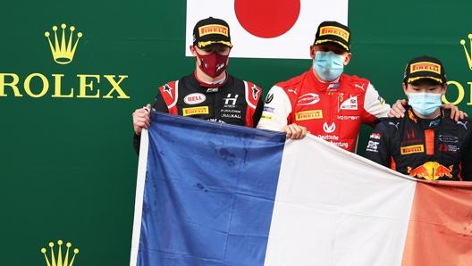 Mazepin, Schumacher e Tsunoda sul podio di un GP di F.2 2020. Getty