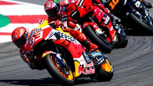 Marquez in azione nella gara di Portimao