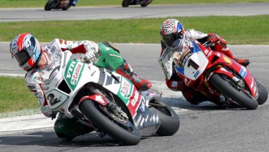 Botte da orbi in pista, ma grande rispetto fuori: quella con Colin Edwards è stata una rivalità splendida