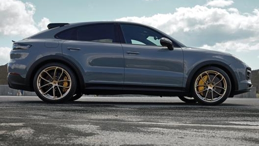 Design affilato e sportivo per la Porsche Cayenne Turbo GT