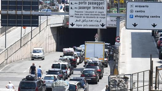 Il rischio è la paralisi del porto di Genova