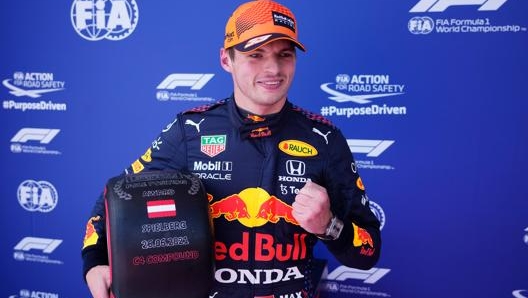 Terza pole in carriera per Max Verstappen