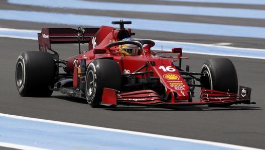 Charles Leclerc durante le prove libere al Paul Ricard. Epa