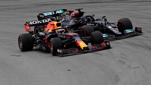 Il duello tra Mercedes e Red Bull decider il campionato 2021. AFP