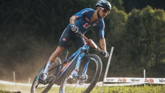 La bici di Gioele Bertolini, specialista del cross country: bi-ammortizzata e ruote da 29. Foto: Daniele Molineris