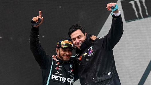 Lewis Hamilton e Toto Wolff