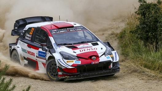 Elfyn Evans su Toyota Yaris Gazoo Racing, secondo in classifica piloti