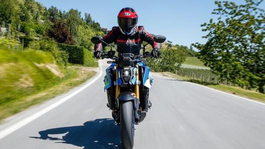 L'aggressivo frontale della Suzuki Gsx-S 1000