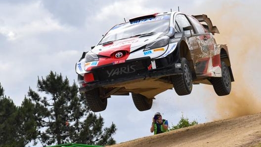 Sébastien Ogier in azione in Sardegna. Afp