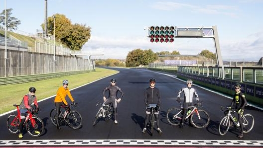 Il ciclismo è tra gli sport più amati e praticati tra i piloti Ferrari Competizioni GT