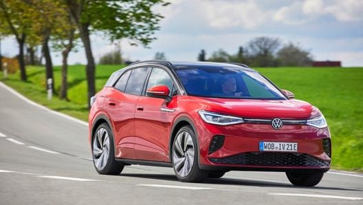 La Volkswagen ID.4 GTX rappresenta il top di gamma del Suv elettrico tedesco