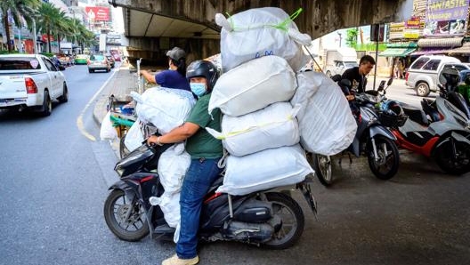 Tempo di viaggi anche in moto, occhio però alle nome disposte dal Codice della strada