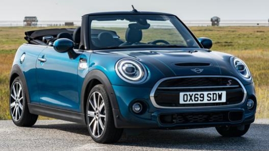 La Mini Cooper Sidewalk Edition, in promozione fino al 30 giugno 2021