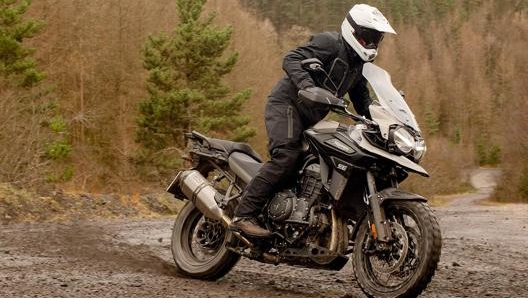 La Tiger è attualmente la moto di Triumph più votata all’off-road, pur non essendo specialistica