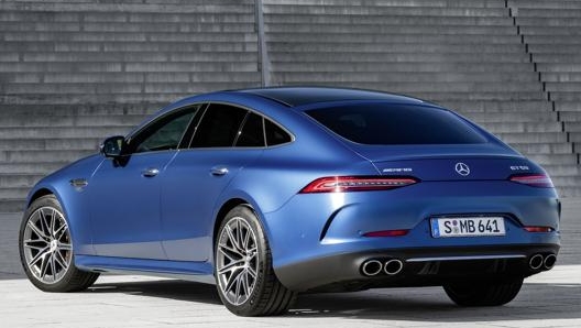 La Mercedes-Amg GT Coupe4 ha potenze complessive di 389 o 457 cavalli