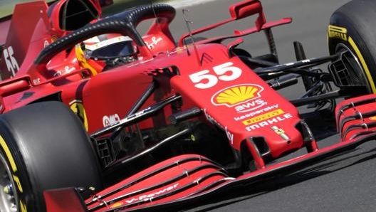 Il pilota spagnolo della Ferrari ha fatto meglio di Leclerc nelle prove mattutine