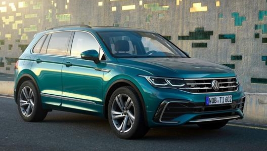 La Volkswagen Tiguan è il modello più venduto del segmento D con 2.238 unità