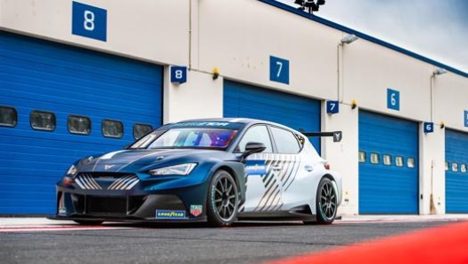 La Cupra e-Racer è pronta al via