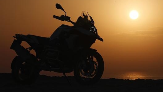 La nuova Bmw R 1300 GS potrebbe debuttare per il 2022